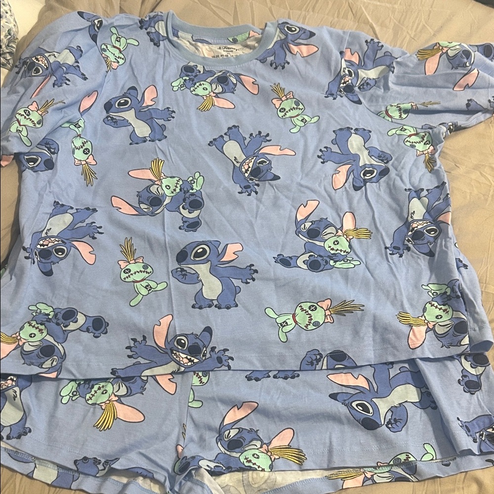 Disney Light Blue Stitch & Scrump Short Pajama Set